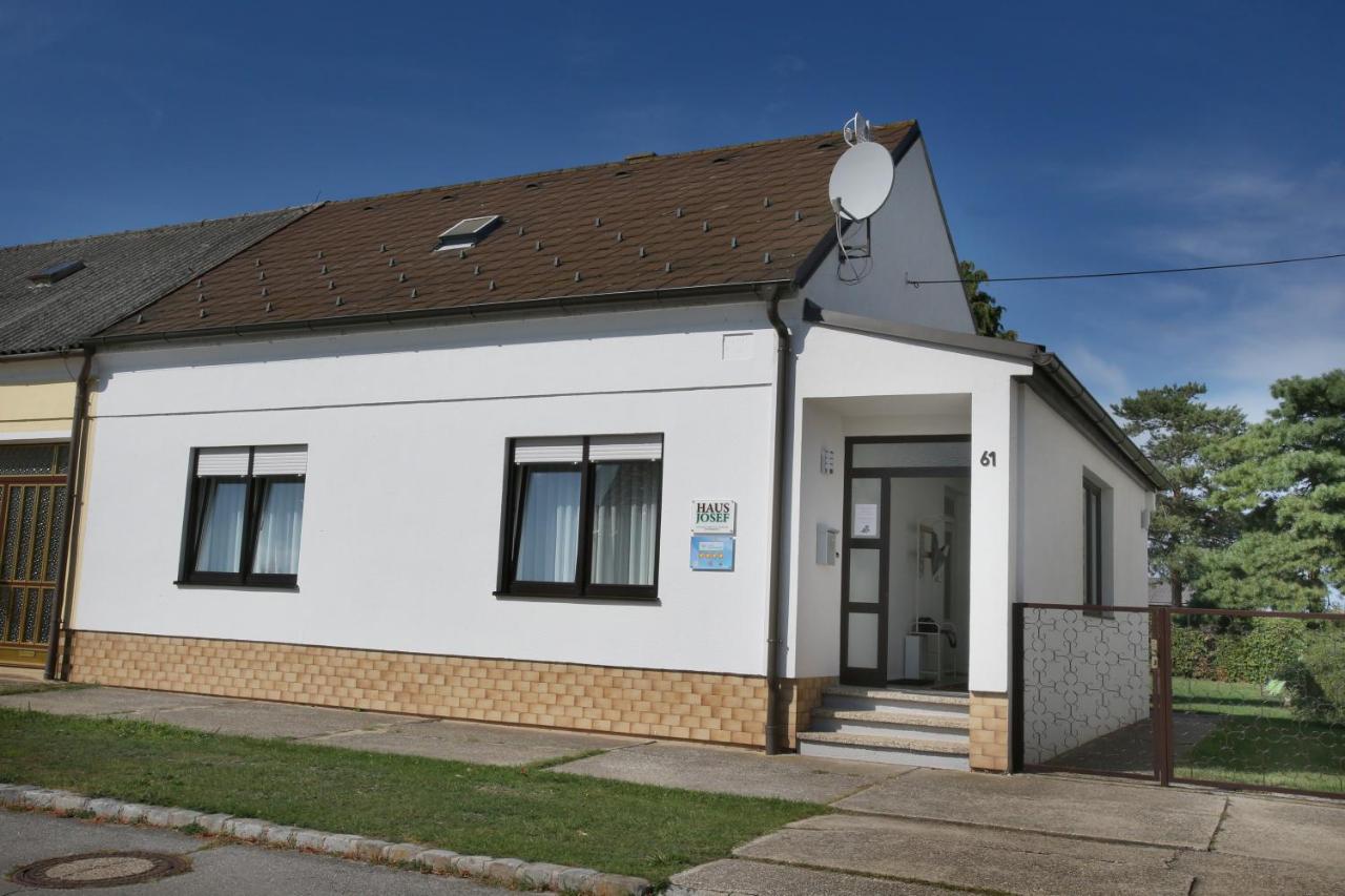 Appartement Haus Josef à Sankt Andrä bei Frauenkirchen Extérieur photo